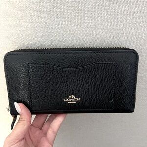 Large Coach Wallet